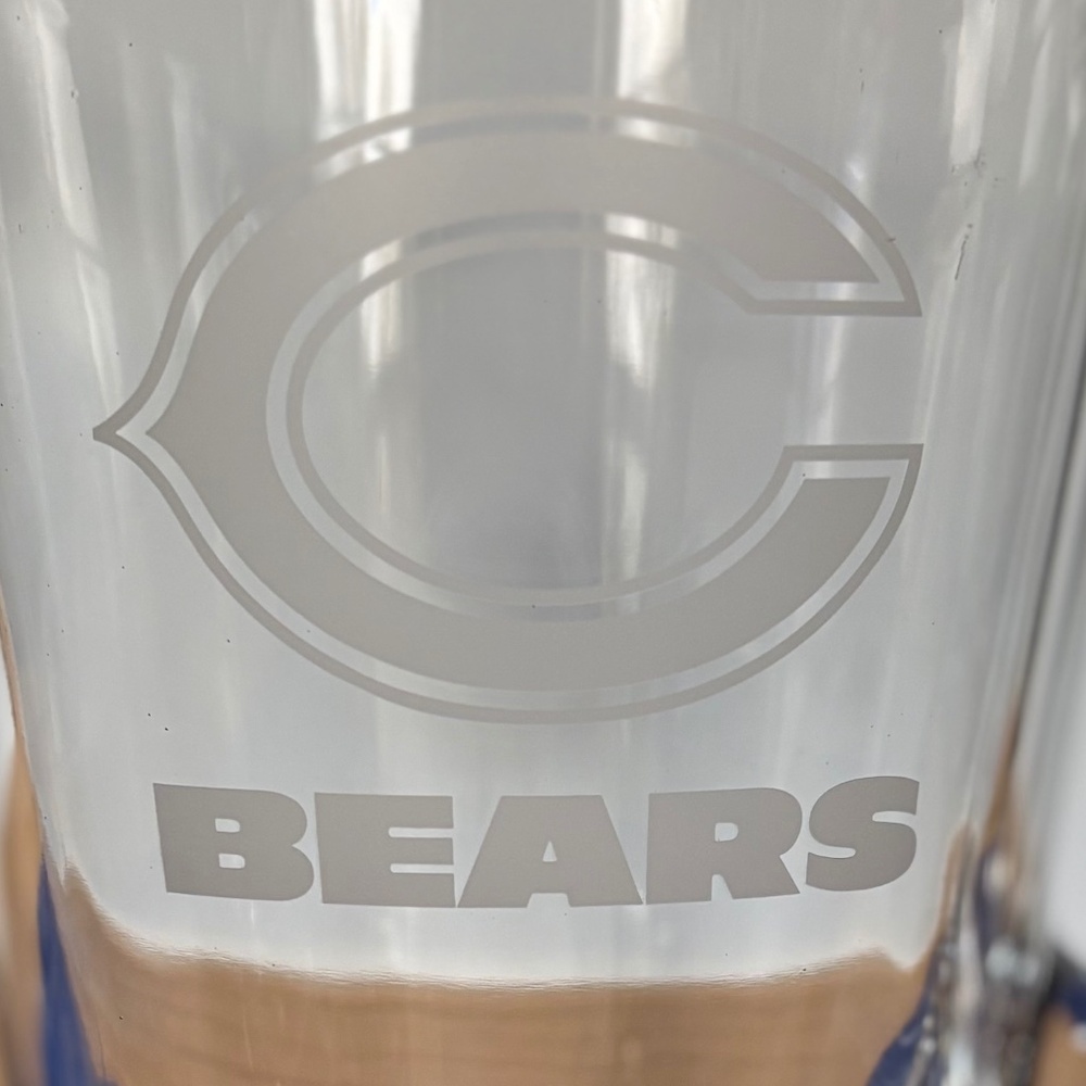 NFL Chicago Bears Thick Etched Glass (Beer/ Pop)  48 oz.  Pitcher - Picture 2 of 5